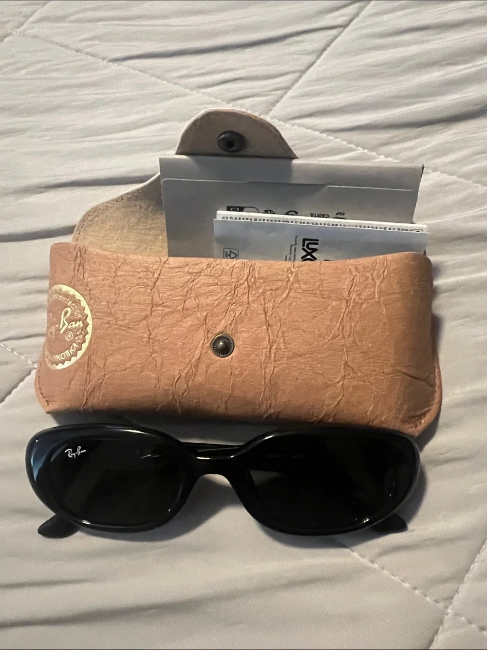 Ray-Ban Women's Black Oval Sunglasses with Brown/Tan Case